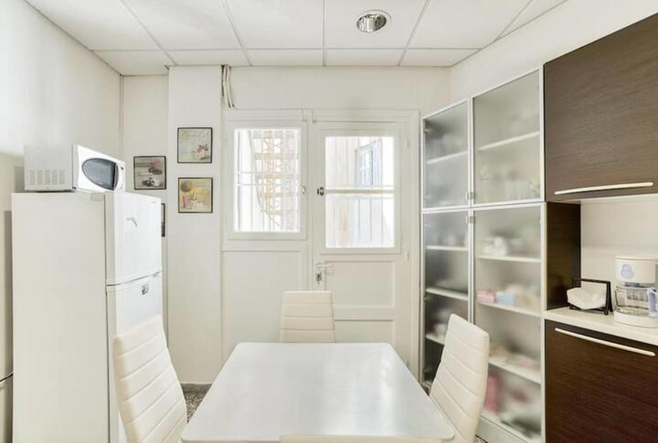 Appartamento 4Bdr Amazing Spacious Full Apt In Plaka Atene Esterno foto
