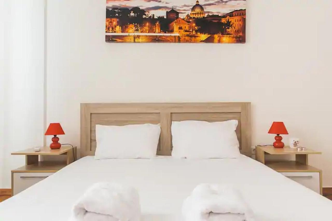 Appartamento 4Bdr Amazing Spacious Full Apt In Plaka Atene Esterno foto